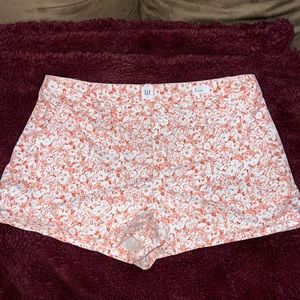 Coral & White Floral Pattern City Short by the Gap